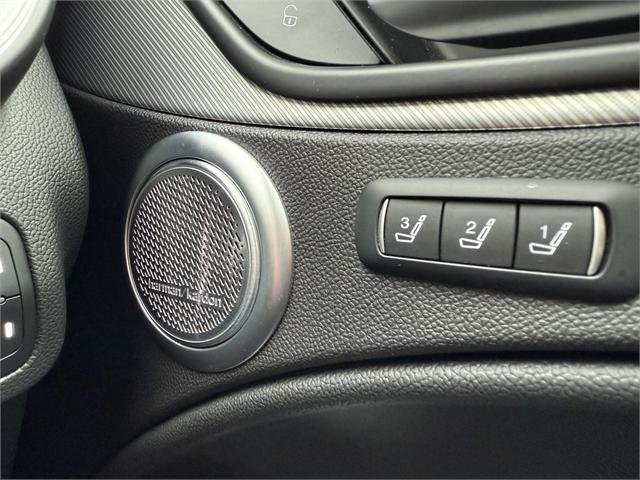 image-15, 2022 AlfaRomeo Stelvio VELOCE CARBON 2.0PT 8SP AWD at Christchurch