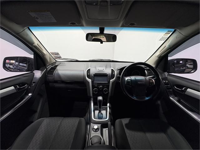 image-10, 2020 Isuzu D-Max LS-M 3.0D 4WD at Invercargill