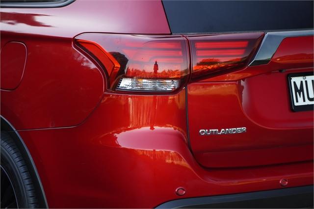image-5, 2020 Mitsubishi Outlander Sport 2.4 4x4 auto at Dunedin