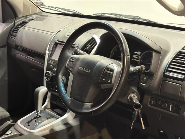 image-11, 2020 Isuzu D-Max LS-M 3.0D 4WD at Invercargill