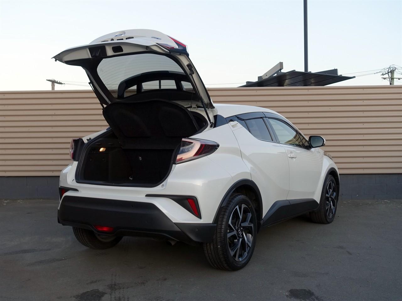 image-13, 2017 Toyota C-HR G Hybrid at Dunedin
