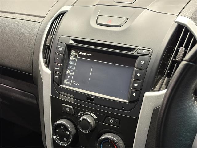 image-12, 2020 Isuzu D-Max LS-M 3.0D 4WD at Invercargill