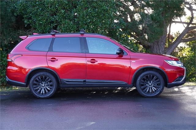 image-1, 2020 Mitsubishi Outlander Sport 2.4 4x4 auto at Dunedin