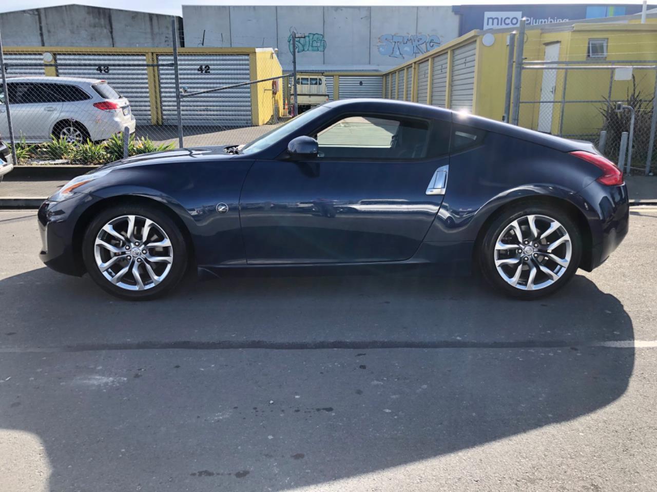 Nissan fairlady 370z