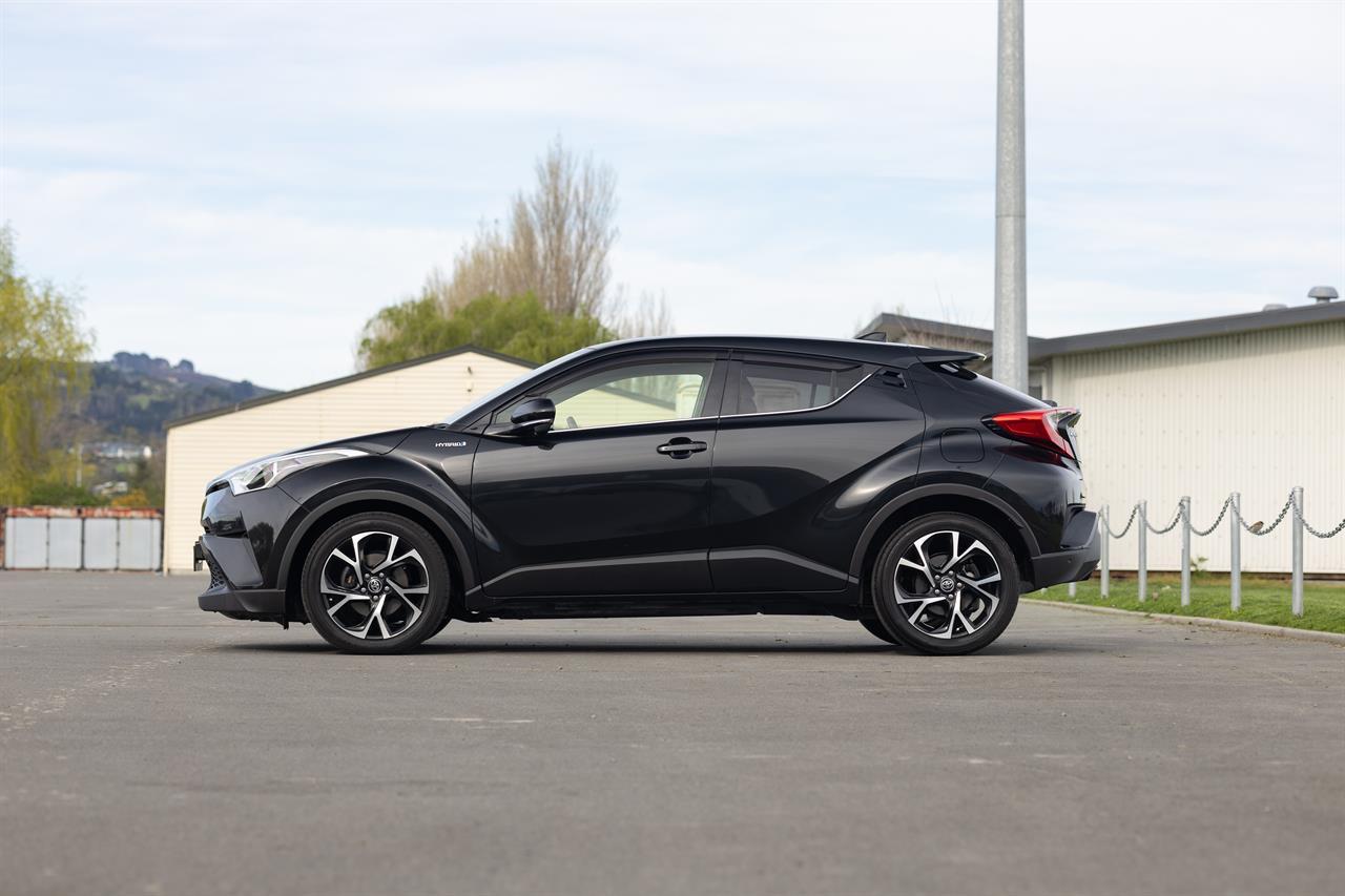 image-3, 2017 Toyota C-HR (CHR) Hybrid G at Christchurch