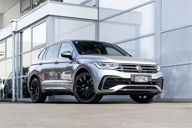 image-0, 2024 Volkswagen Tiguan Allspace R-Line 4WD / Turbo at Christchurch