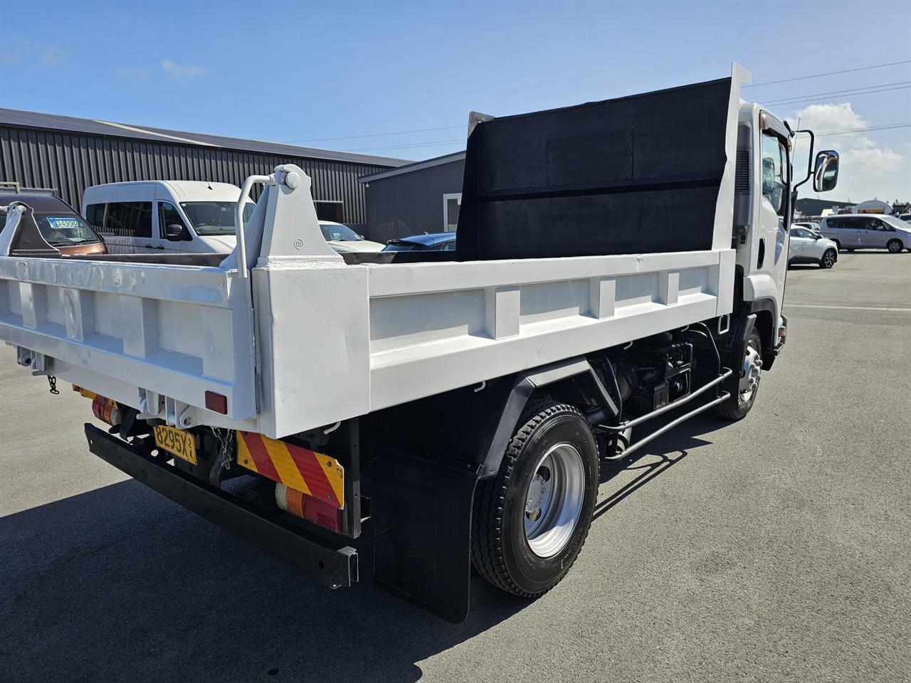 image-3, 2012 Isuzu Forward 4 Tonne Tipper at Waimakariri