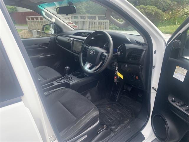 image-11, 2019 Toyota Hilux Sr Td Dc 2.8D/4Wd at Waimakariri