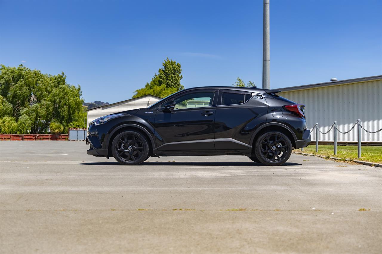 image-3, 2018 Toyota C-HR (CHR) Hybrid G Mode Nero at Christchurch