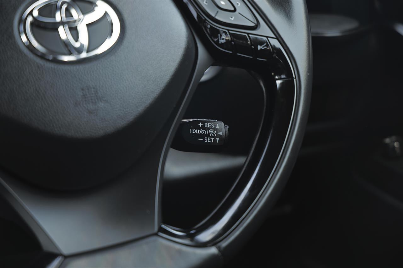 image-11, 2018 Toyota C-HR (CHR) Hybrid G Mode Nero at Christchurch