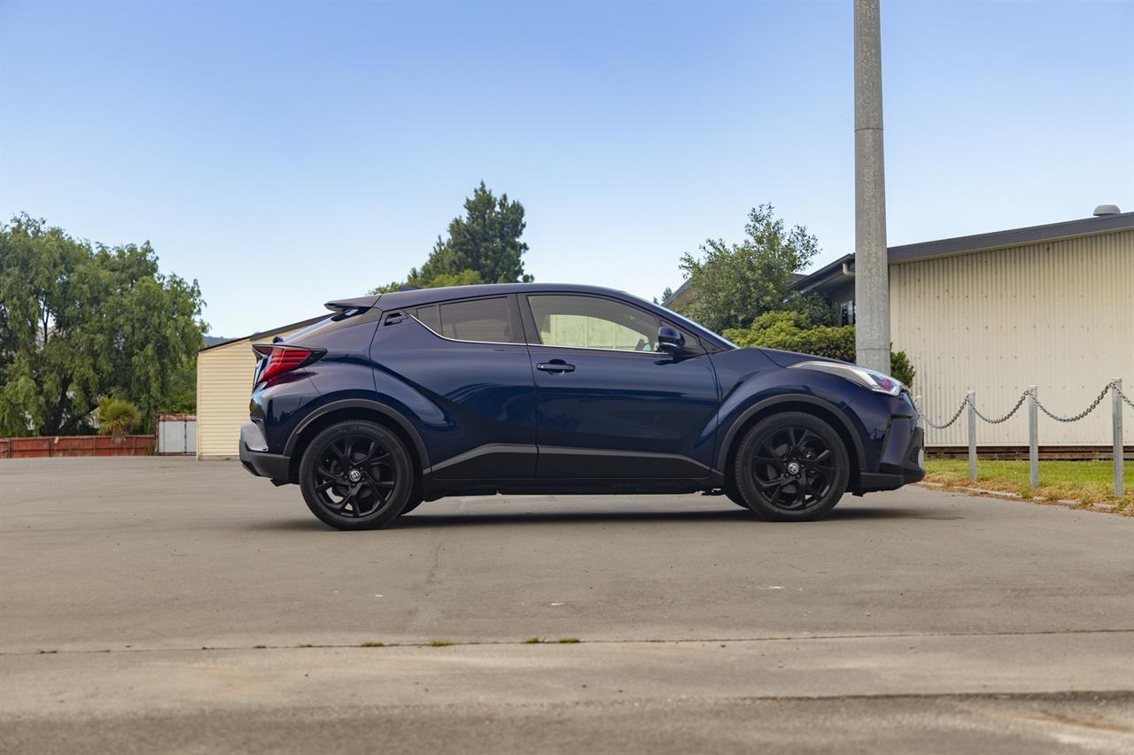 image-7, 2020 Toyota C-HR (CHR) Hybrid G Mode Nero at Christchurch