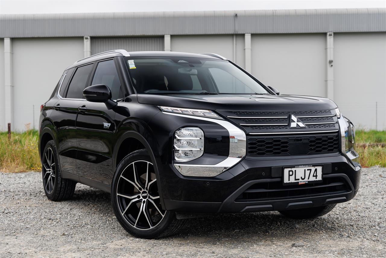 image-0, 2022 Mitsubishi Outlander LS PHEV/4WD/AT at Christchurch