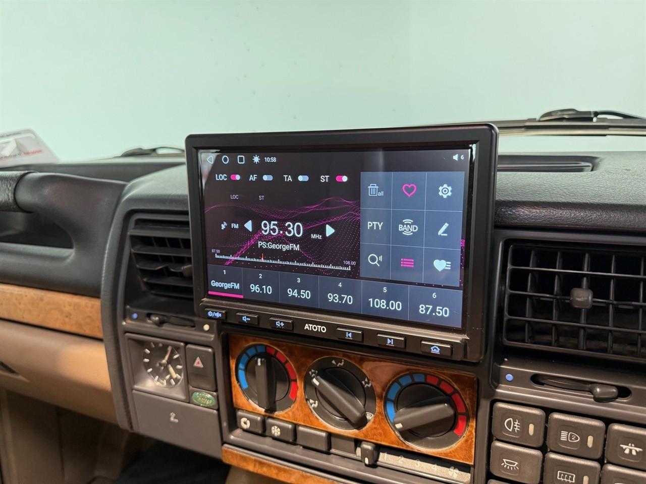 image-8, 1994 LandRover Range Rover Vogue LSE 4.2 Classic at Christchurch