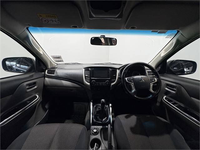 image-11, 2018 Mitsubishi Triton GLSB 4WD at Invercargill