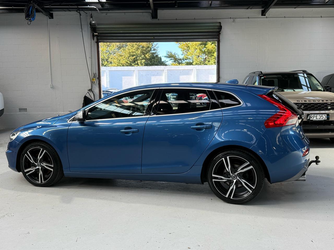image-4, 2018 Volvo V40 T5 'R-Design' at Christchurch