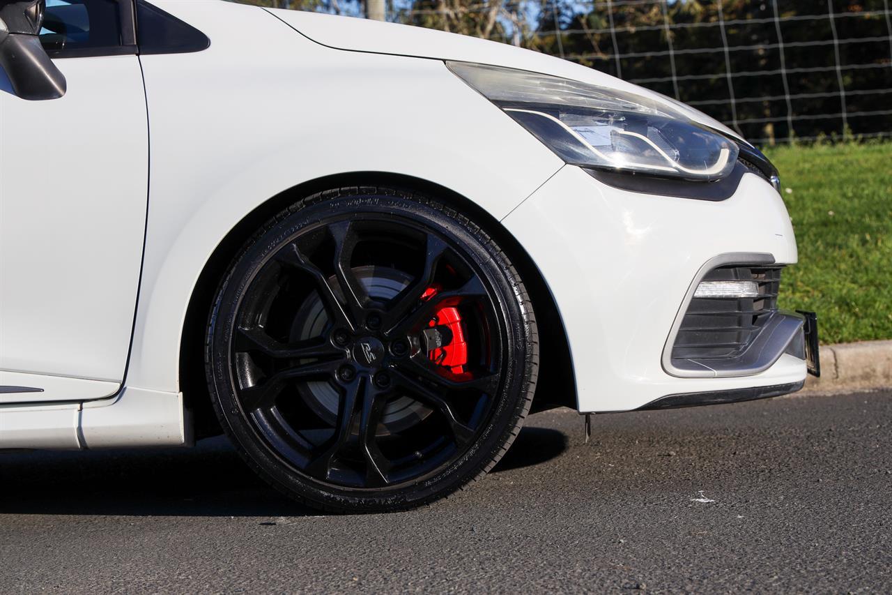 image-6, 2014 Renault Lutecia Renault Sport R.S at Dunedin