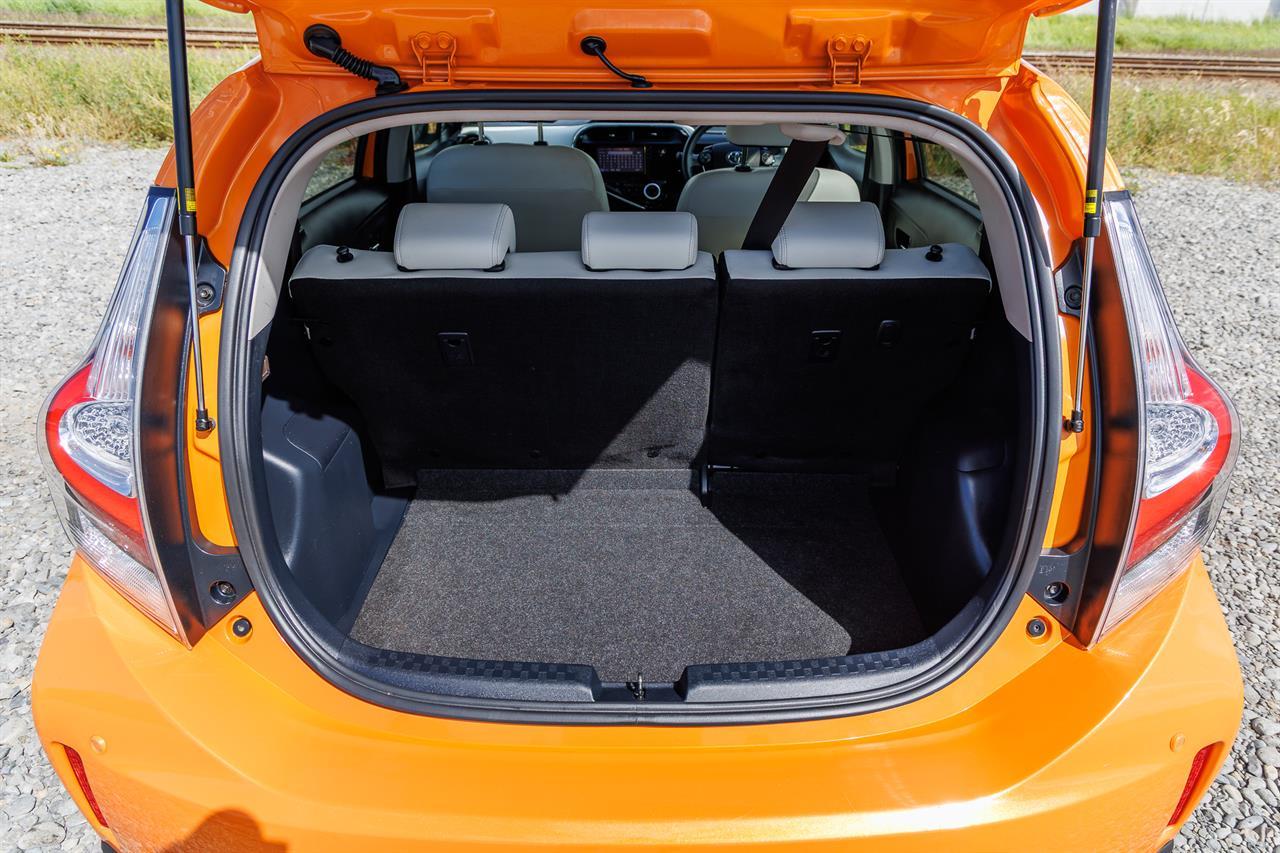 image-8, 2019 Toyota AQUA Crossover Hybrid at Christchurch