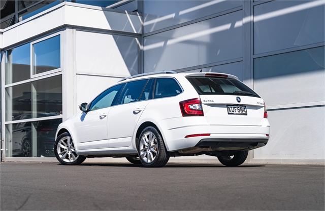 image-2, 2017 Skoda Octavia 132kW Turbo Petrol Auto at Christchurch
