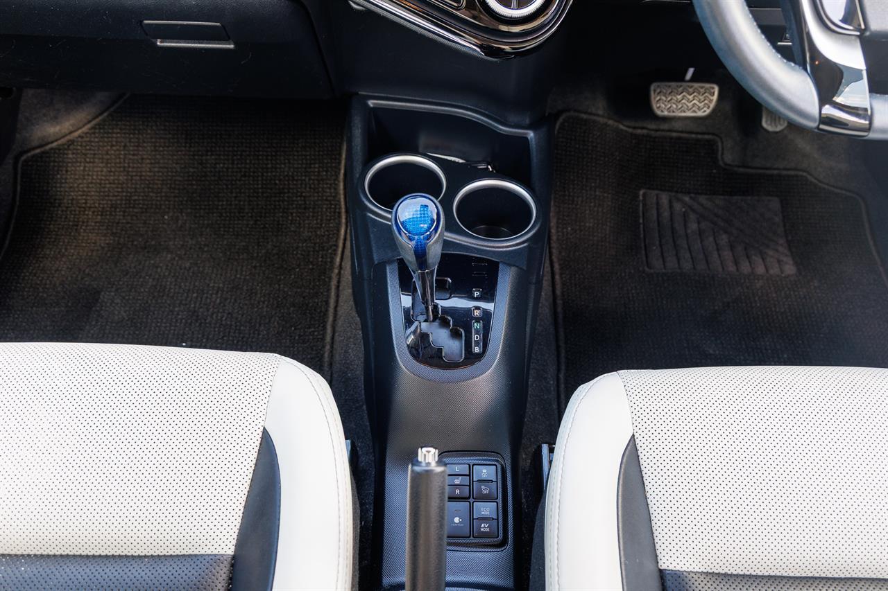 image-16, 2019 Toyota AQUA Crossover Hybrid at Christchurch