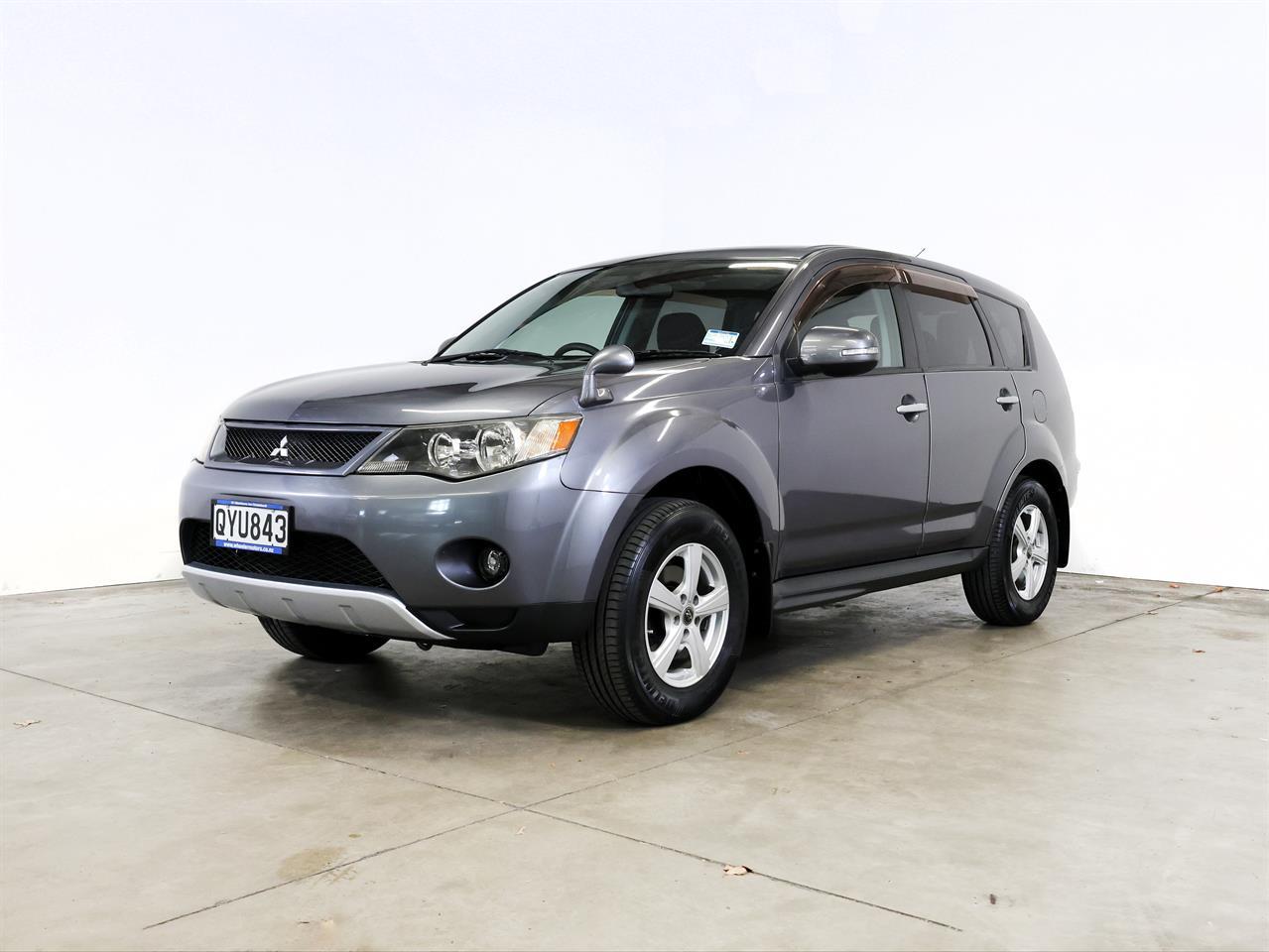 image-3, 2010 Mitsubishi Outlander 20G 4WD 7-Seater at Christchurch