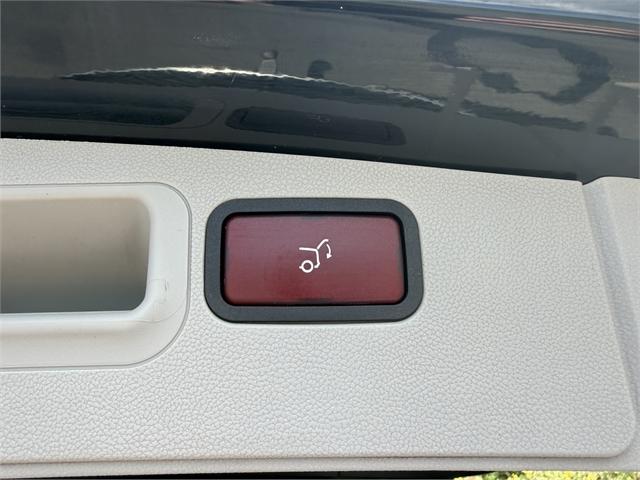 image-7, 2010 MercedesBenz GL 350 CDI at Dunedin