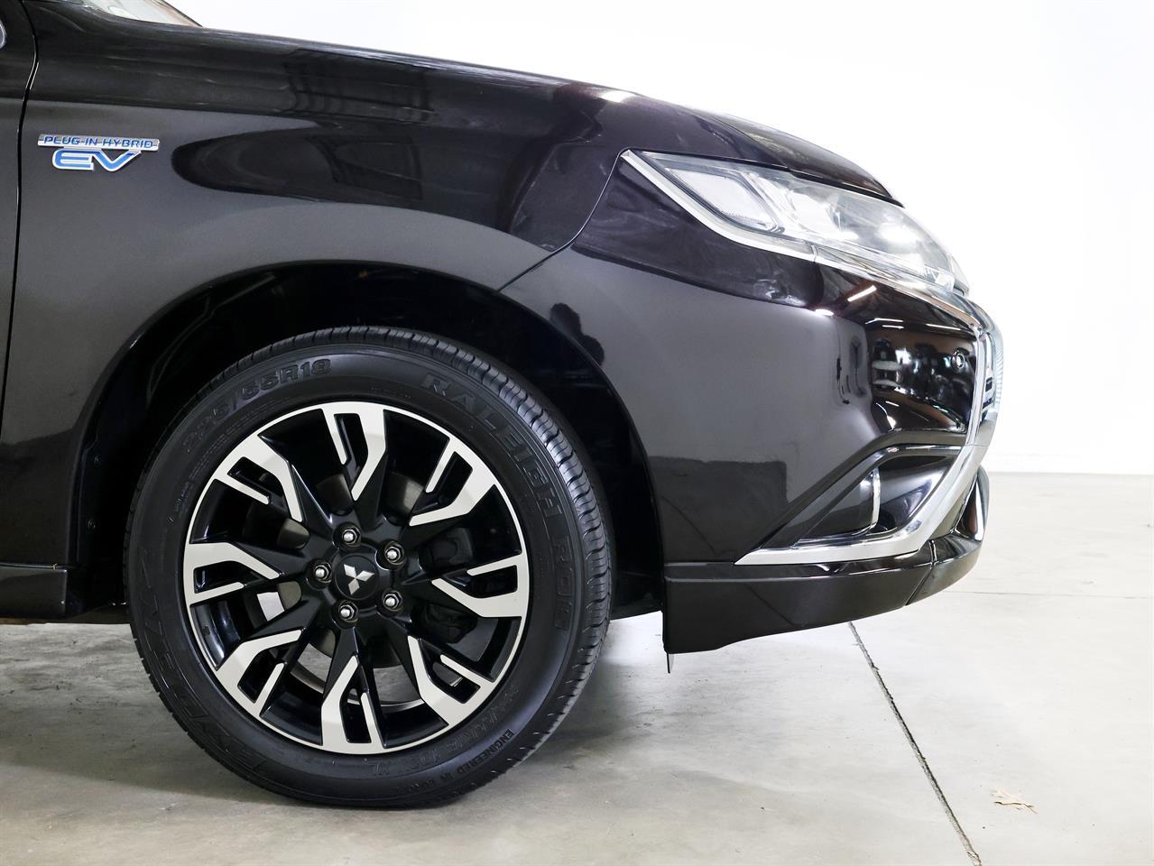 image-8, 2015 Mitsubishi Outlander PHEV G 4WD 'Facelift' at Christchurch