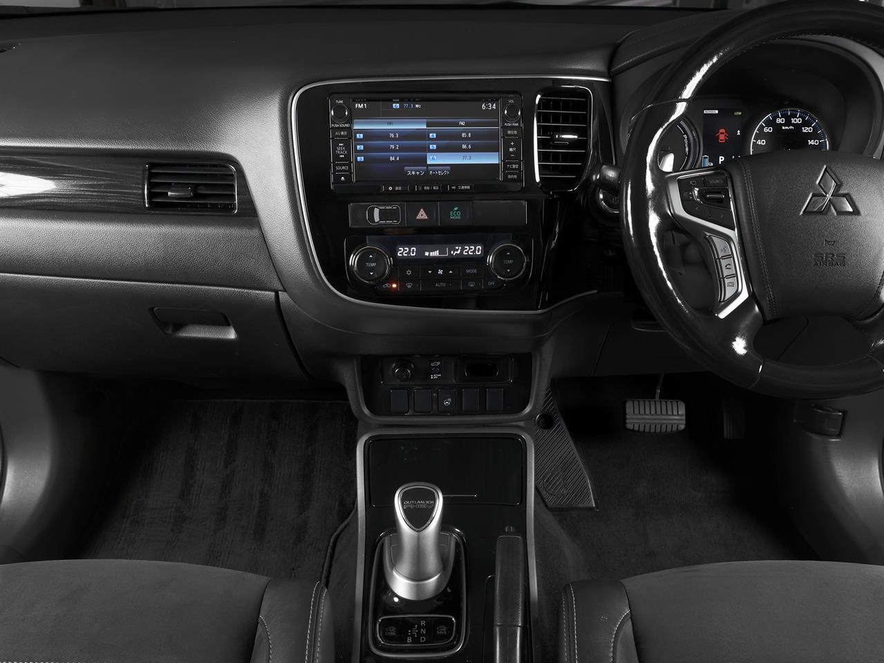 image-10, 2015 Mitsubishi Outlander PHEV G 4WD 'Facelift' at Christchurch