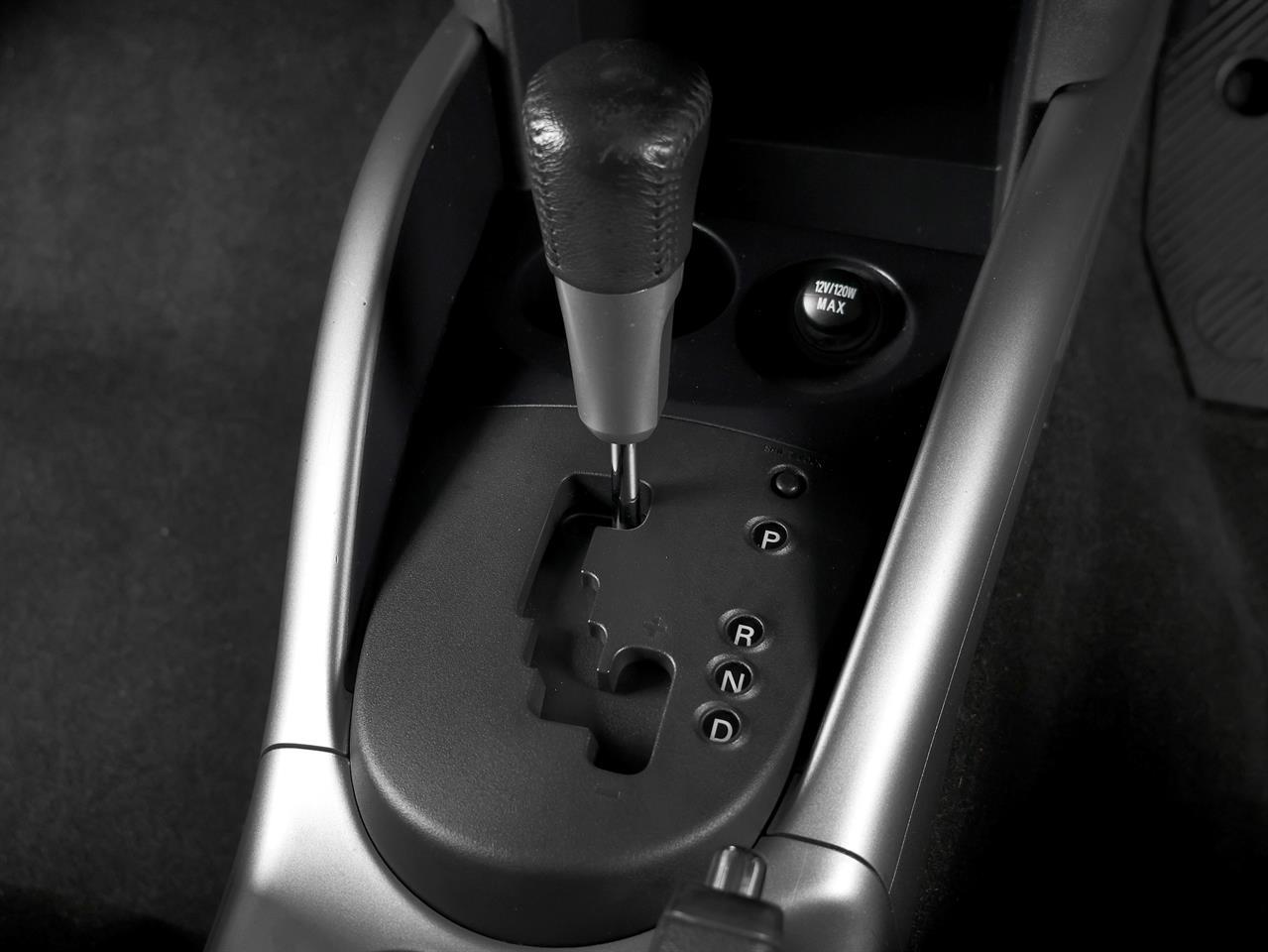 image-12, 2010 Mitsubishi Outlander 20G 4WD 7-Seater at Christchurch