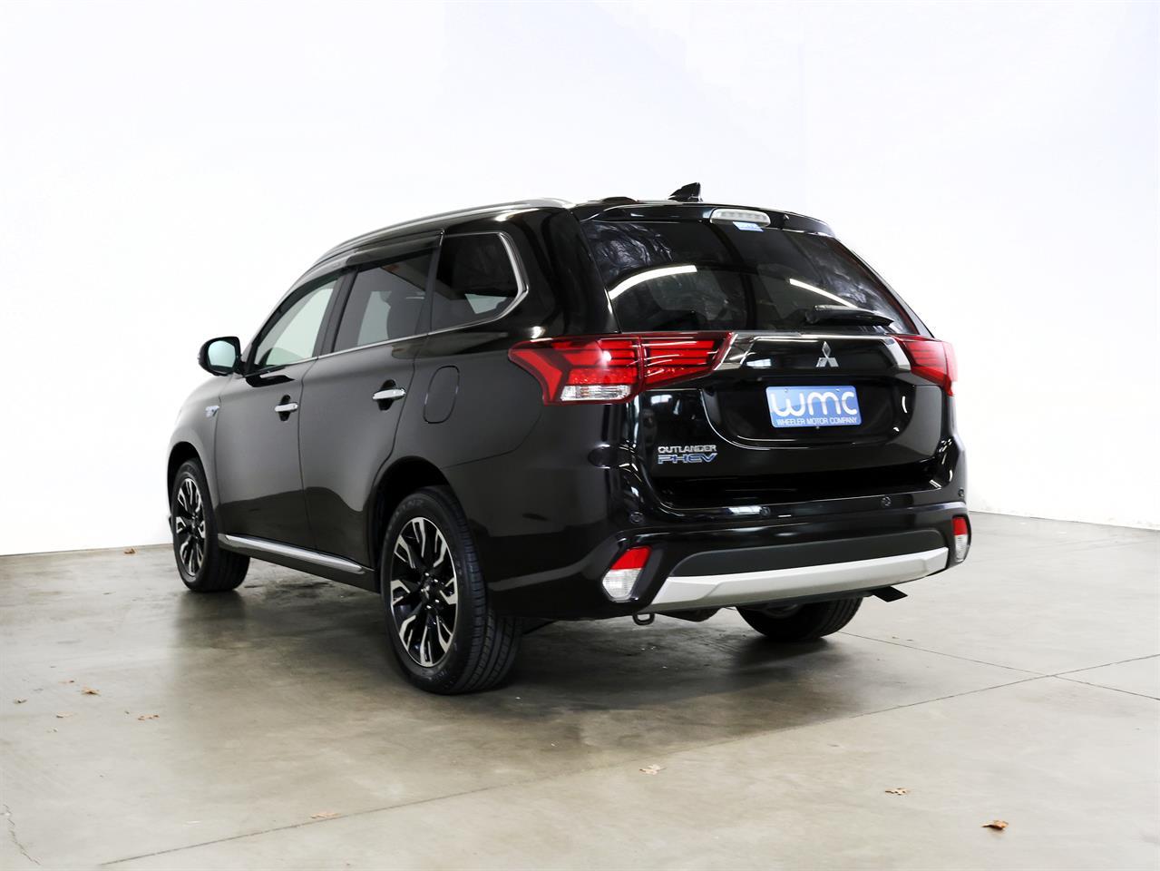 image-5, 2015 Mitsubishi Outlander PHEV G 4WD 'Facelift' at Christchurch