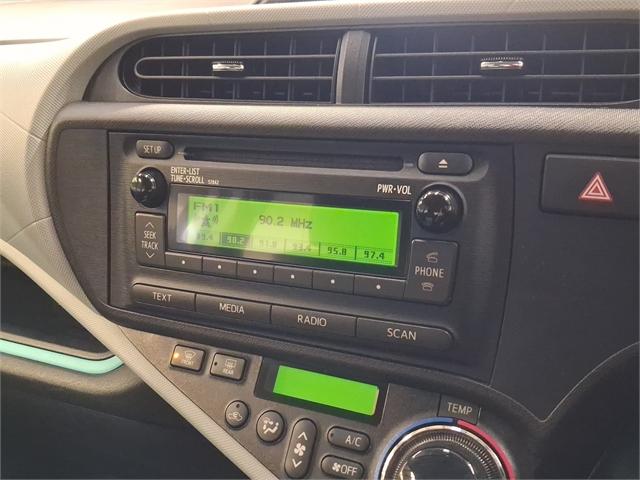 image-19, 2012 Toyota Prius c 1.5L Hybrid at Dunedin