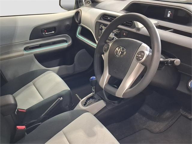 image-16, 2012 Toyota Prius c 1.5L Hybrid at Dunedin