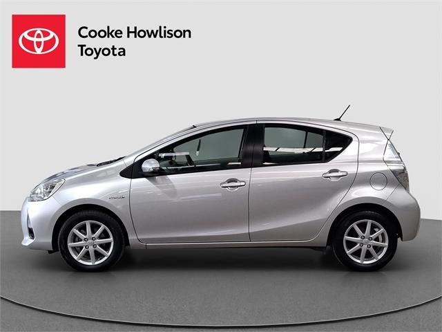 image-8, 2012 Toyota Prius c 1.5L Hybrid at Dunedin