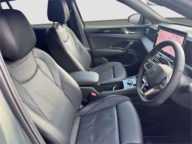 image-8, 2025 Volkswagen Tiguan R-Line AWD at Queenstown-Lakes