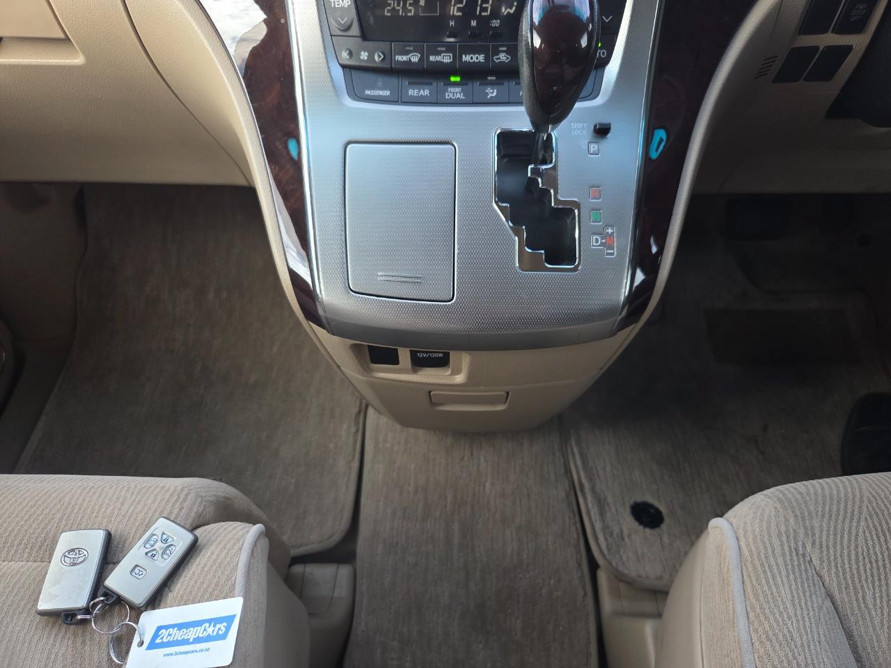 image-10, 2012 Toyota Vellfire 2.4V at Christchurch
