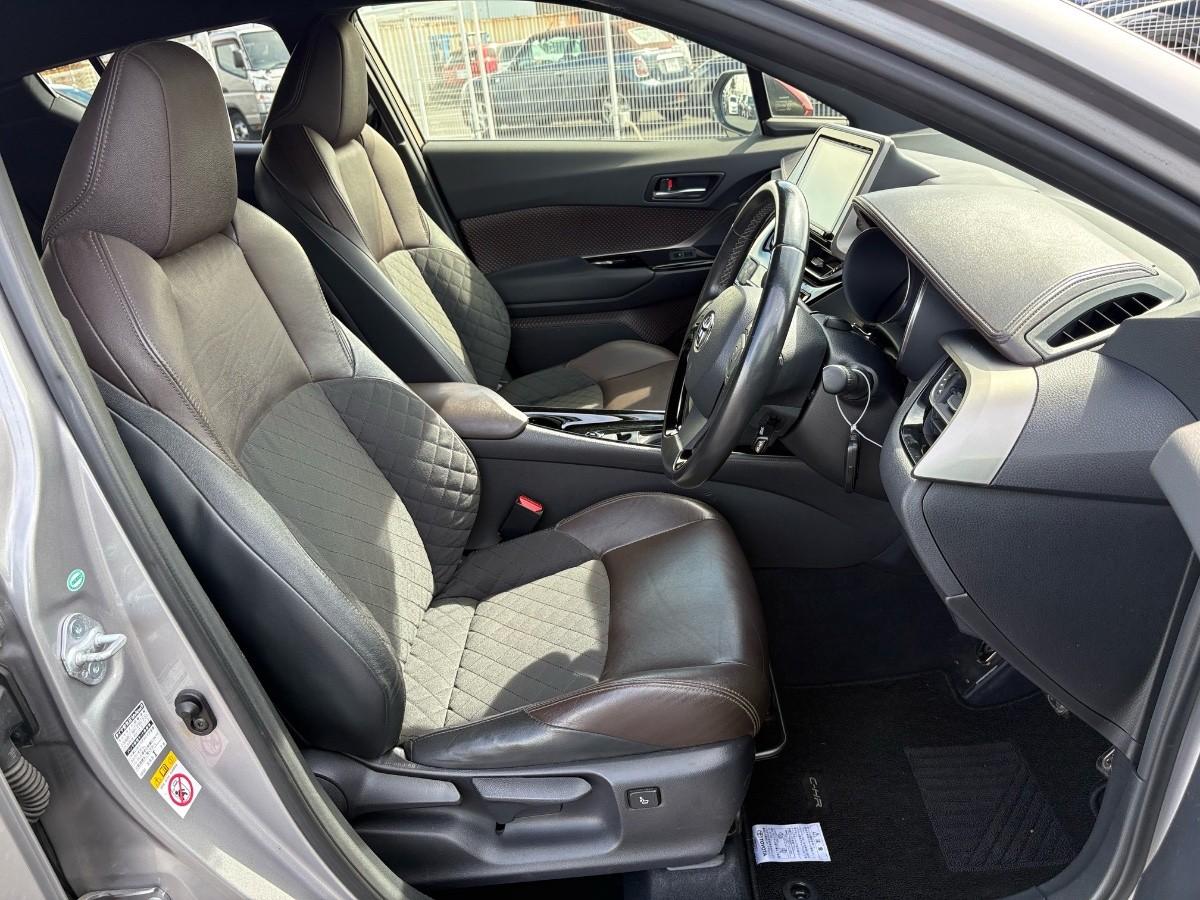 image-4, 2017 Toyota C-HR (CHR) Hybrid G at Christchurch