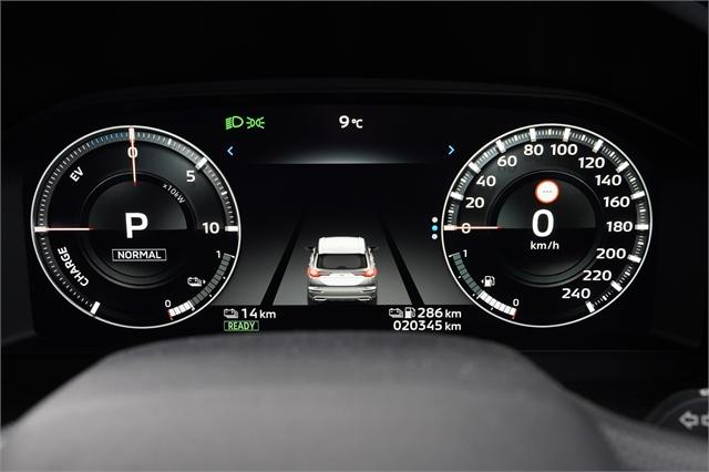 image-10, 2024 Mitsubishi Outlander PHEV LS 4WD at Dunedin