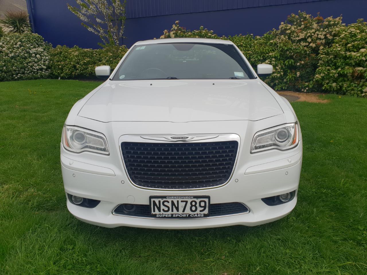 image-15, 2013 Chrysler 300C SRT8 at Christchurch