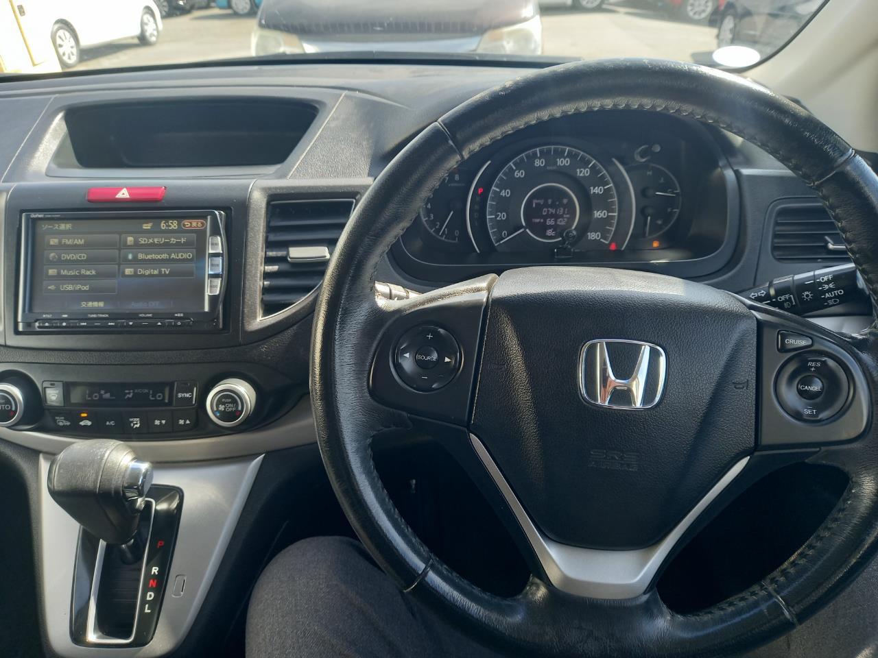 image-5, 2013 Honda CR-V at Christchurch