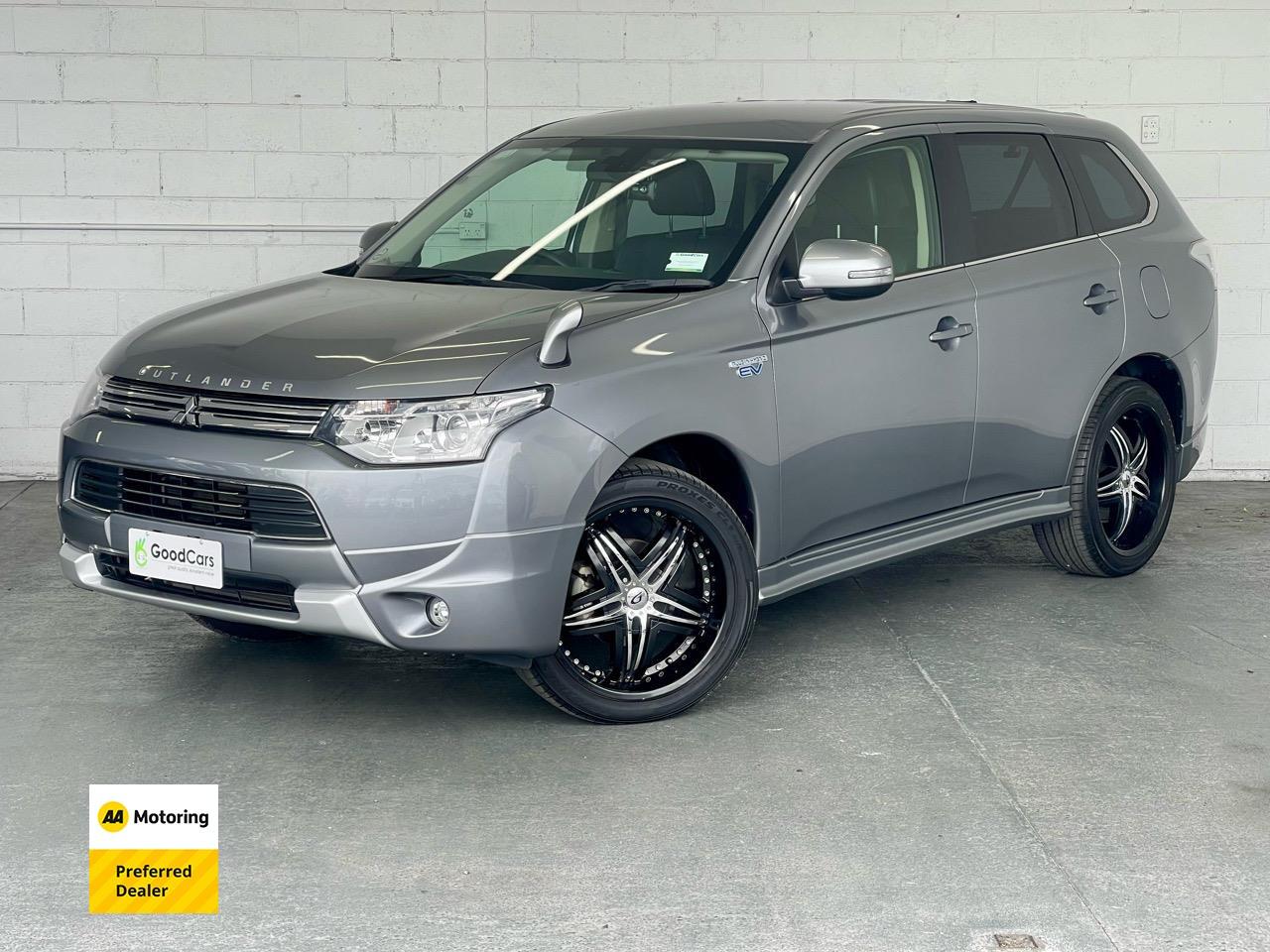 image-4, 2014 Mitsubishi OUTLANDER PHEV 4WD G SAFETY PACKAG at Christchurch