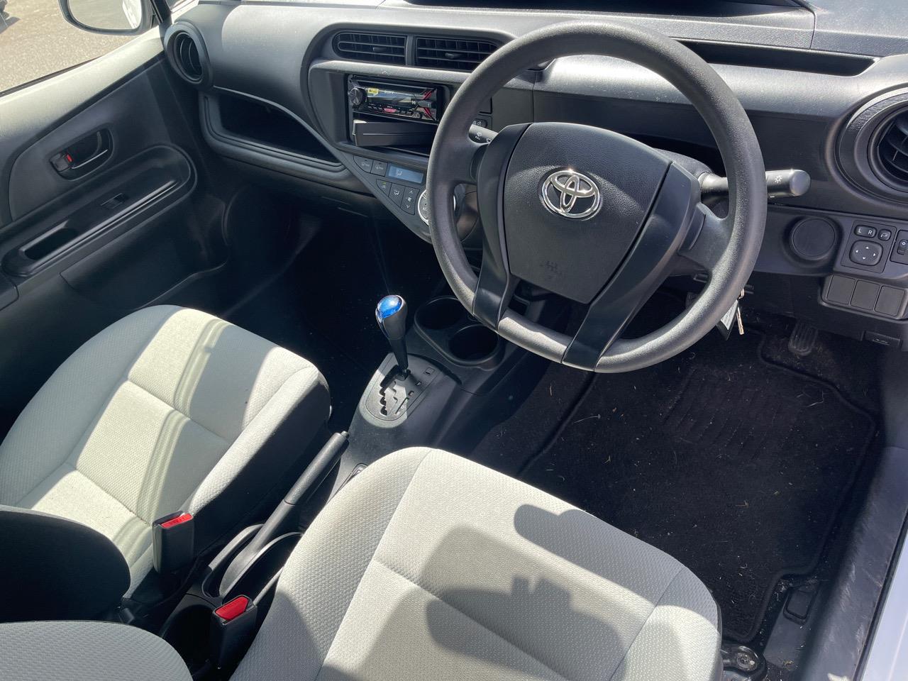 image-10, 2017 Toyota AQUA at Greymouth