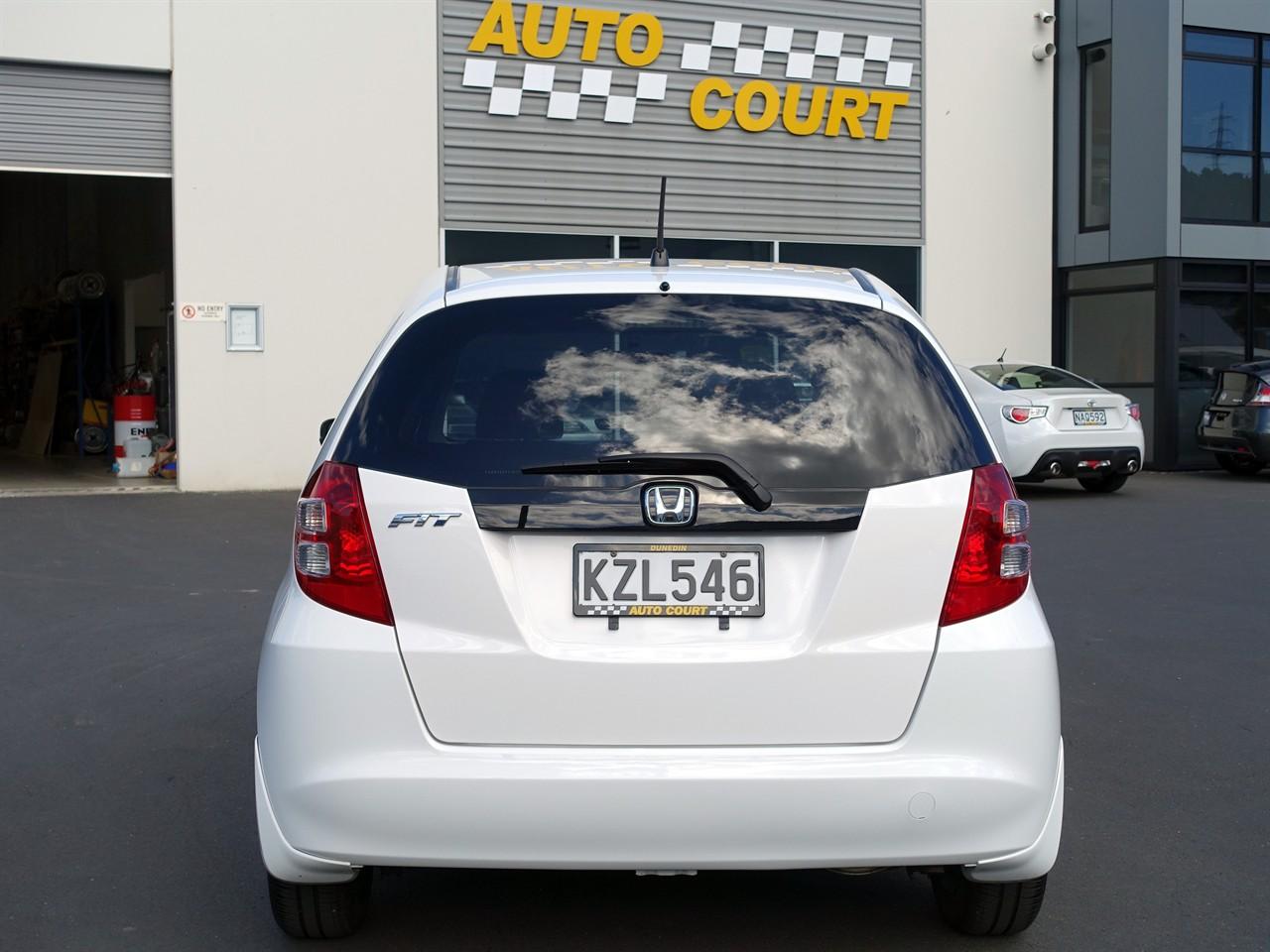 image-15, 2009 Honda Fit 13G at Dunedin