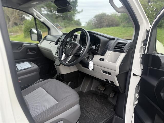 image-7, 2019 Toyota Hiace Zr Mb 2.8Dt/6At at Dunedin