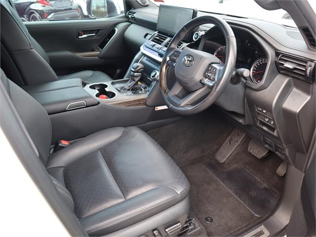 image-17, 2024 Toyota Land Cruiser LC300 VX Limited 4x4/4WD, at Christchurch