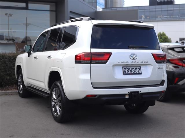 image-4, 2024 Toyota Land Cruiser LC300 VX Limited 4x4/4WD, at Christchurch