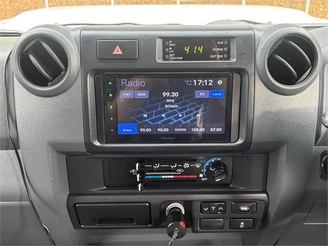 image-11, 2017 Toyota Land Cruiser 70 LX 4.5DT 5MT 4WD DCC at Christchurch