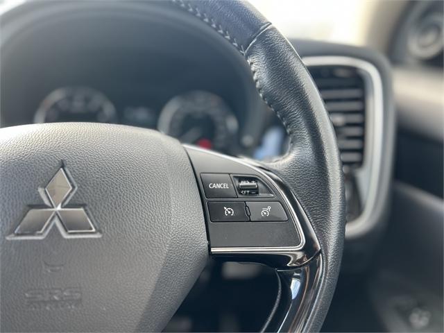 image-7, 2021 Mitsubishi Outlander LS 2.4P at Christchurch