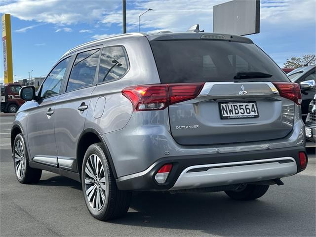 image-3, 2021 Mitsubishi Outlander LS 2.4P at Christchurch