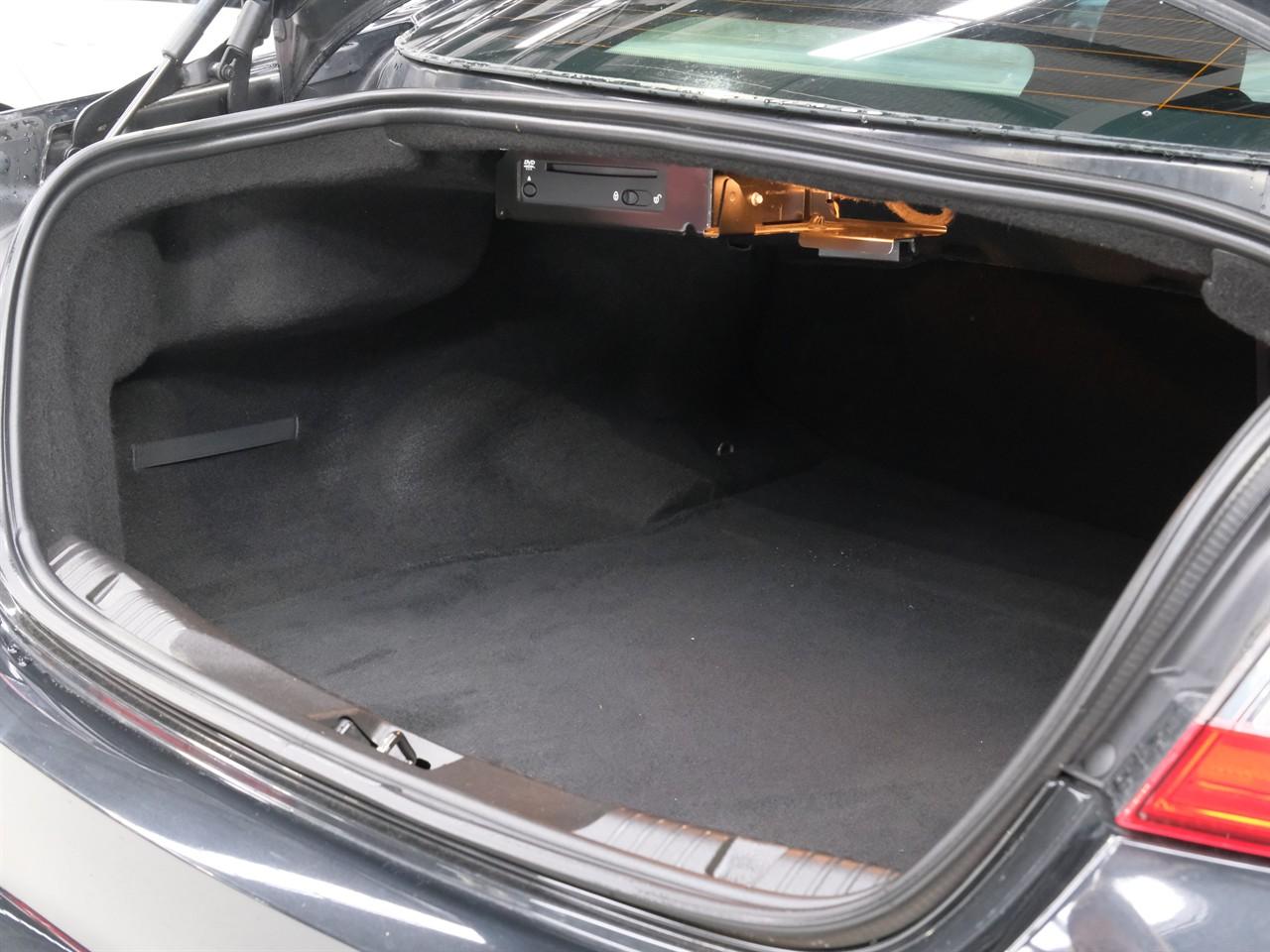 image-19, 2015 Jaguar XF 2.0lt Turbo R-Sport 'Limited Editio at Christchurch