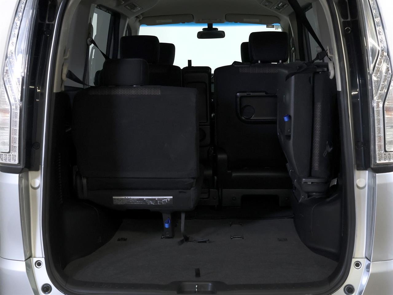 image-19, 2014 Nissan Serena S-Hybrid Highway Star 8-Seater at Christchurch
