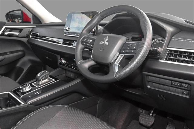 image-3, 2025 Mitsubishi Outlander 2.5 LS 2WD auto at Dunedin